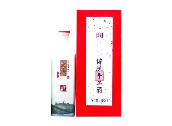 重庆抱龙山牌大禹黄酒回收大禹二十年陈酿手工冬酿20年传统手工酒行情价格